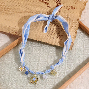 Alloy,Ribbon Care instructions: 1 necklace in gold with straight silhouette