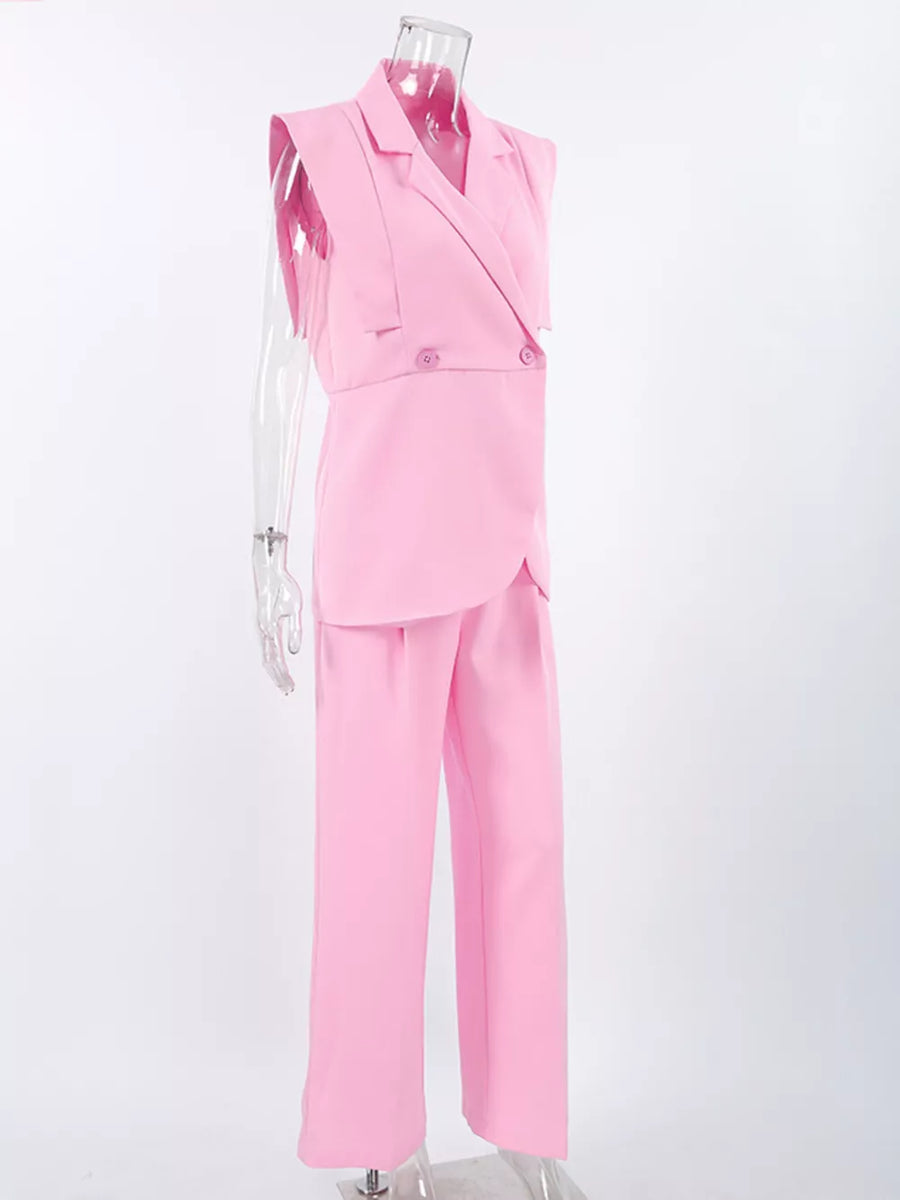 modern two-piece set in Pink with notch lapel
