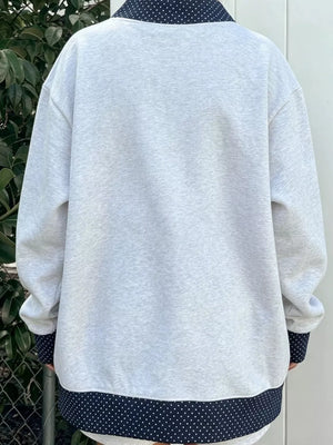 Navy Blue sweatshirt with hip-length and pullover