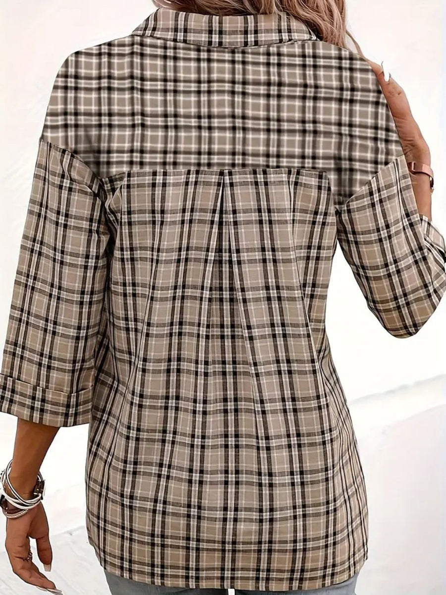 Plaid-panel ribbed knit shirt in Dust Storm with a collared neckline and 3/4 sleeves.
