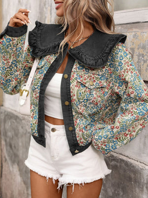 denim jacket in Floral with floral and buttoned