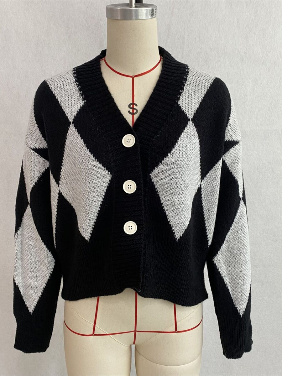 cardigan in Brown with argyle and buttoned