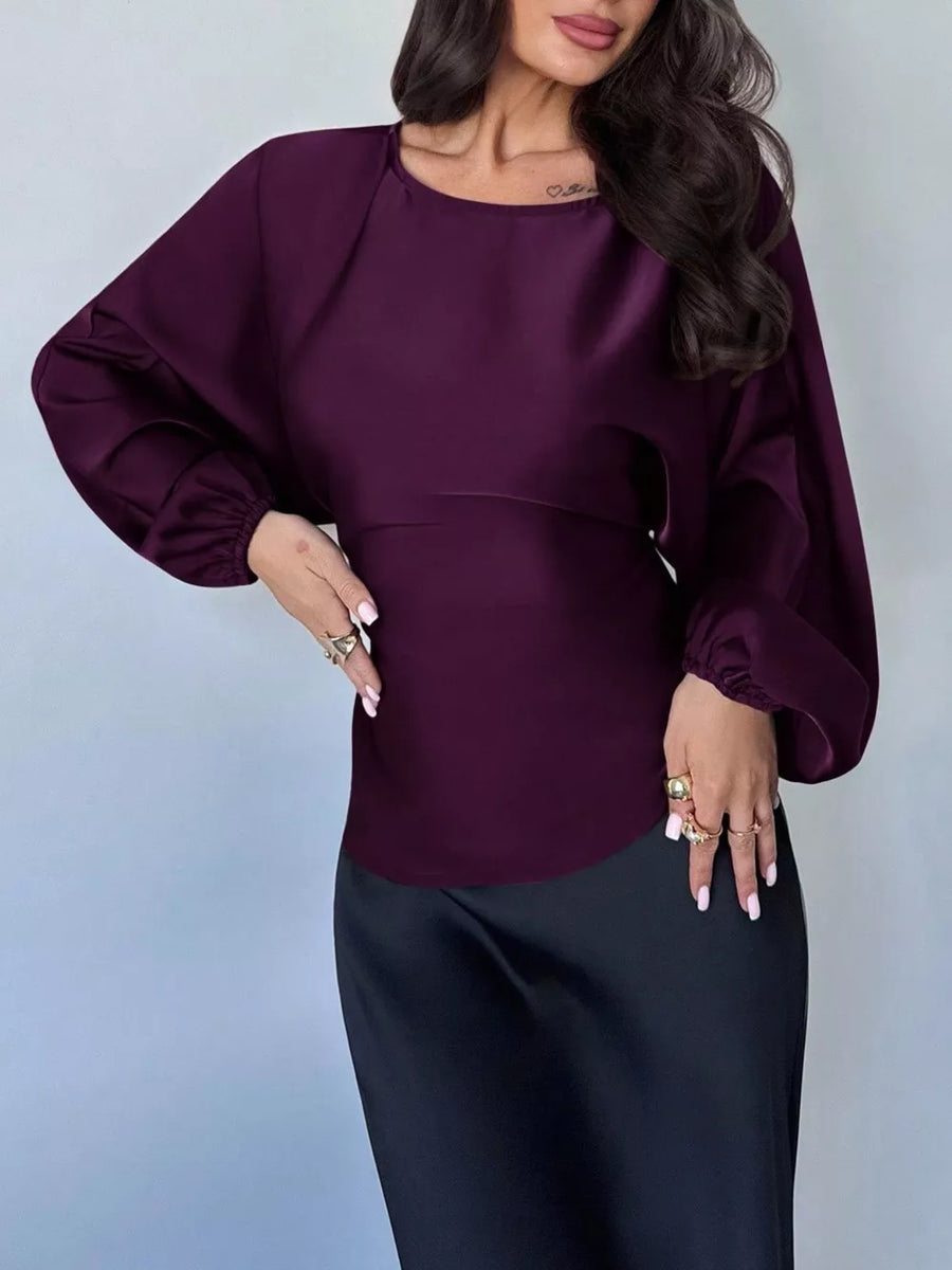 ivory blouse with elastic cuffs and bishop sleeve