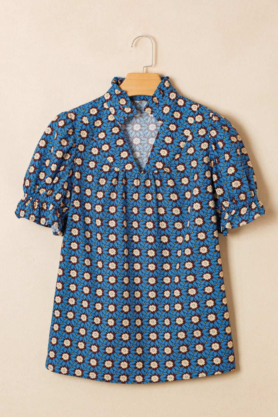 Blue floral cotton blouse with V-neck and puff sleeves