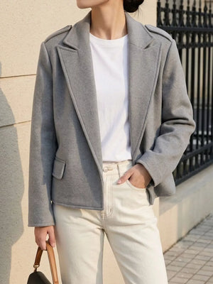 blazer in camel with pocketed and cropped