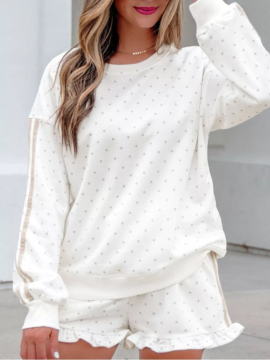 100% polyester Care instructions: Machine wash cold lounge set in White with relaxed silhouette