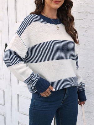 pullover sweater in white