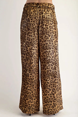 wide-leg pants in Leopard with leopard-print and pocketed