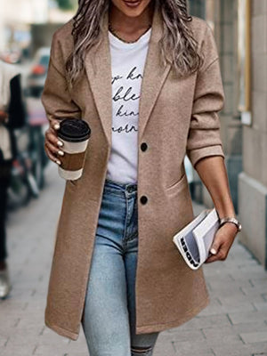 overcoat in Khaki with buttoned and thigh-length