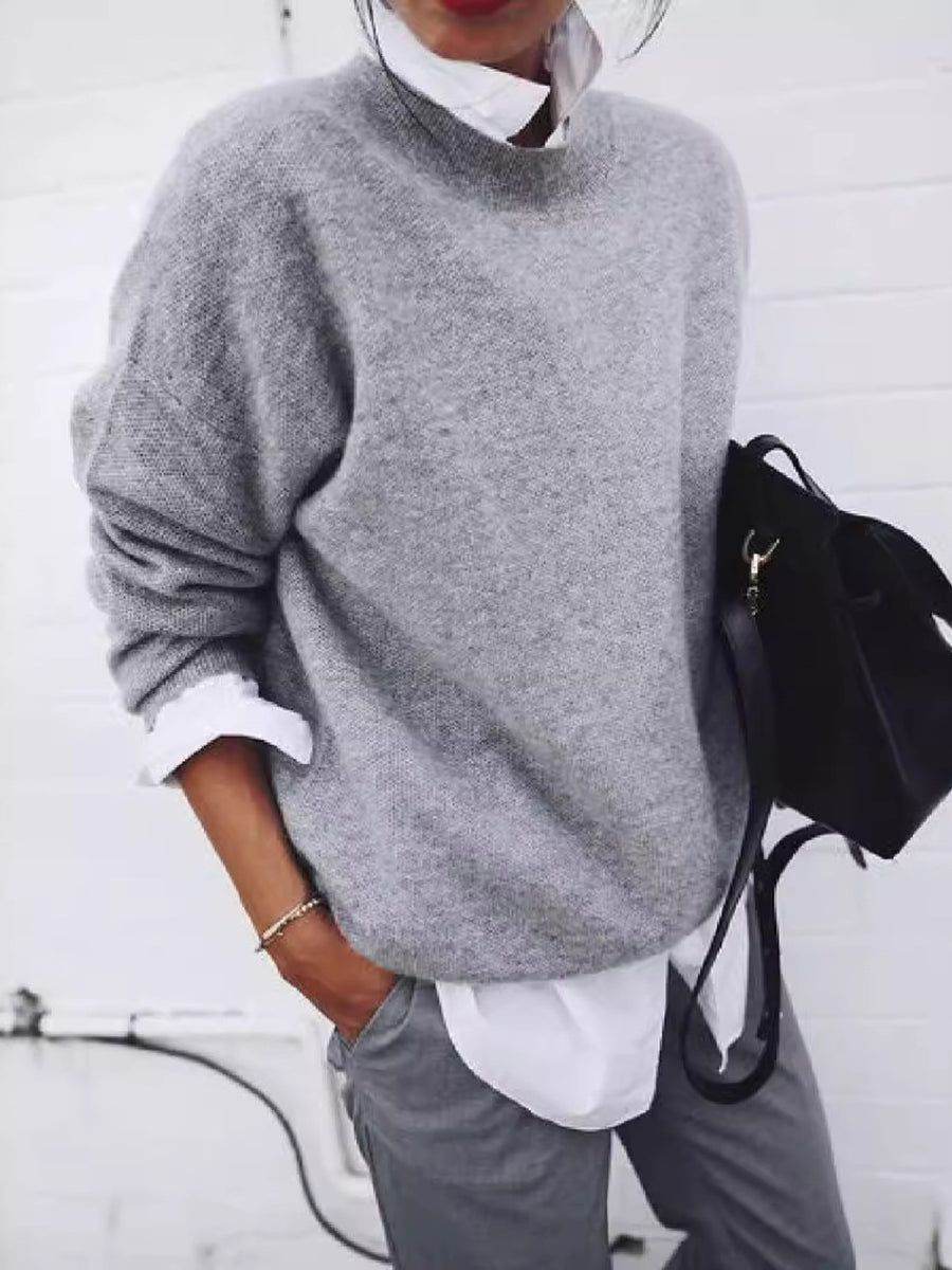 pullover sweater in light gray featuring stretch and relaxed fit