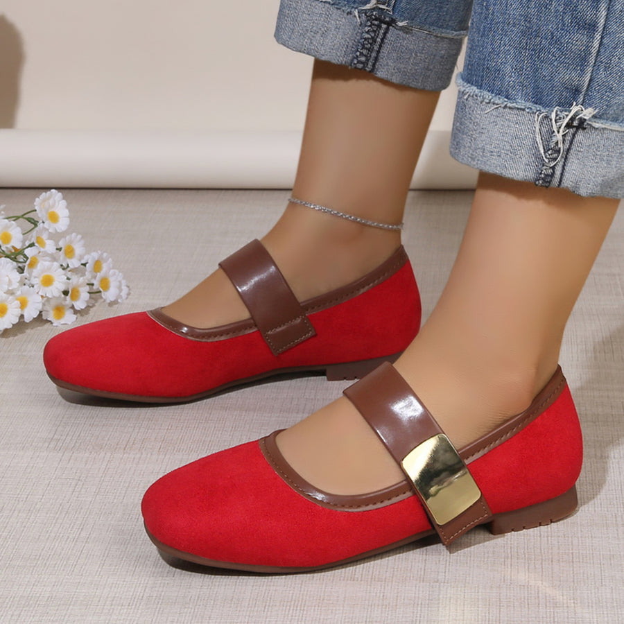flats in tan with leopard-print and round toe