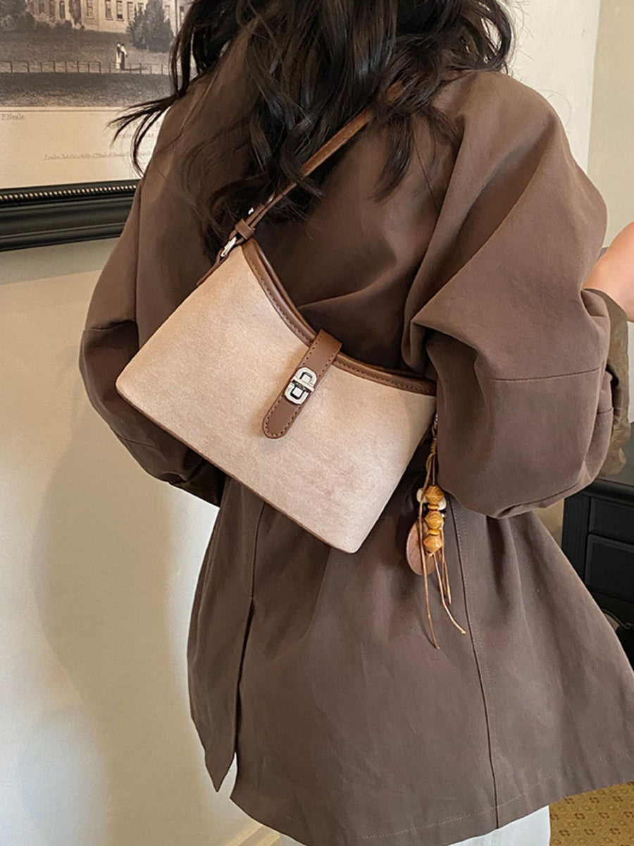 Black with handbag with buckle detail 18