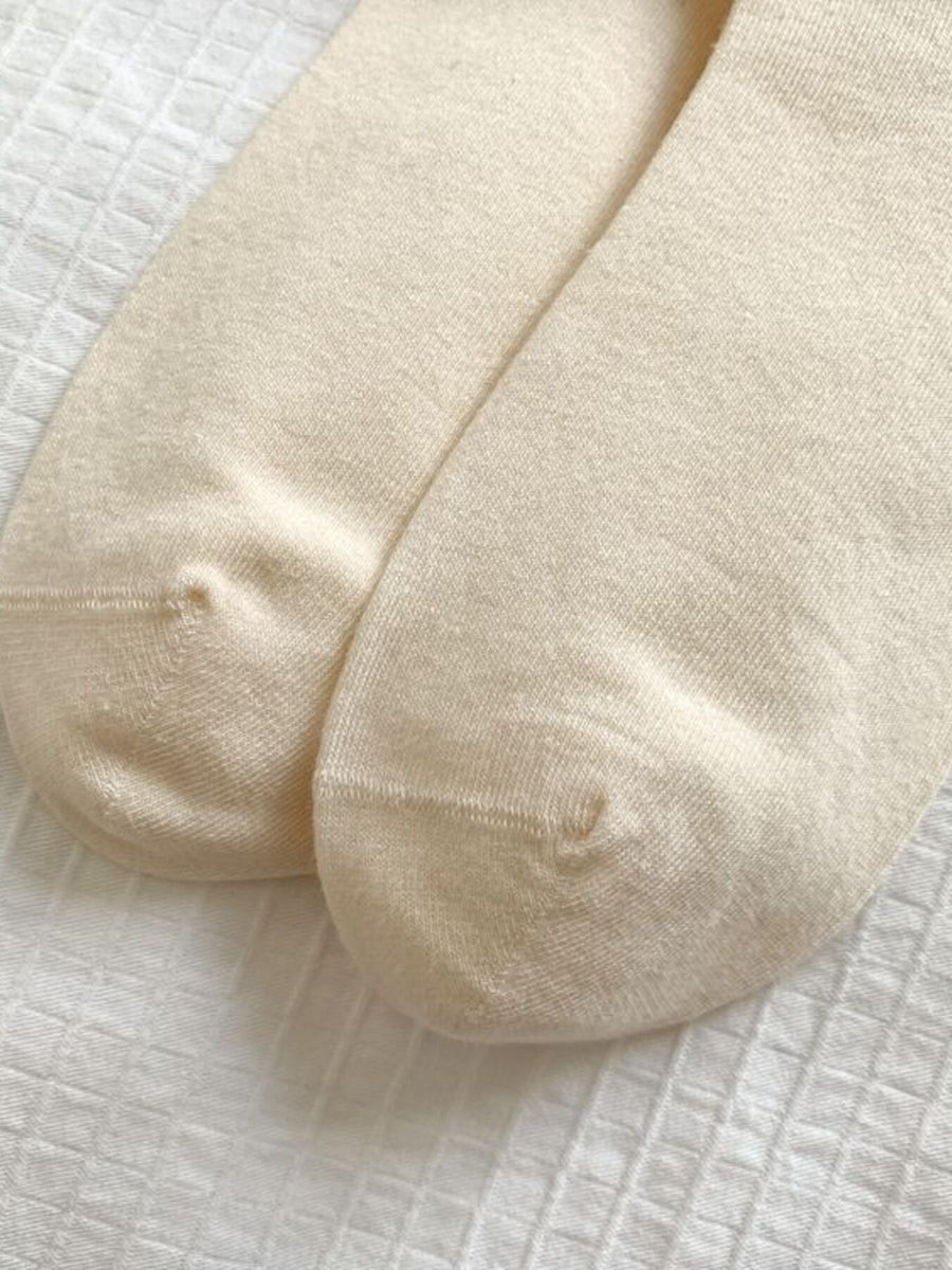 Style D socks with crew length and elastic