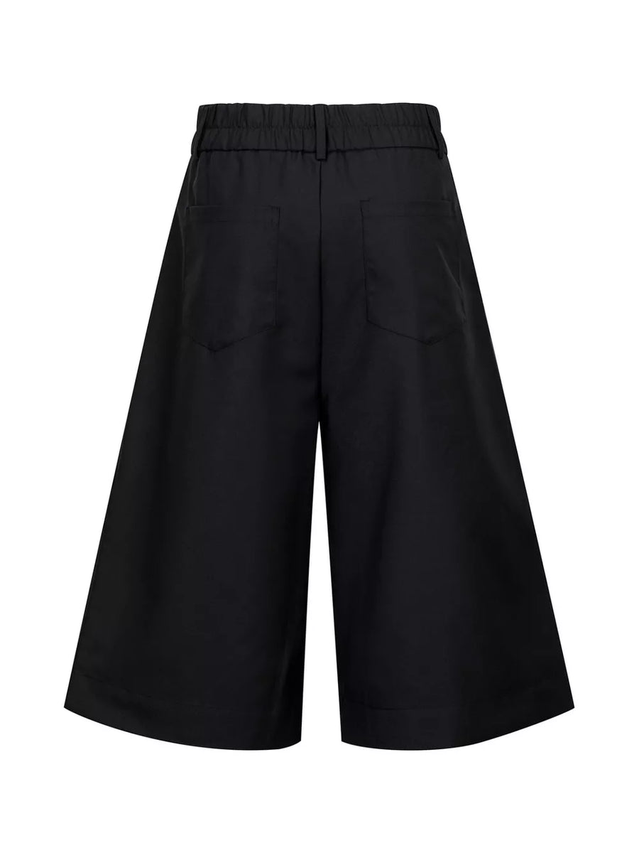 modern capris in Gray with null