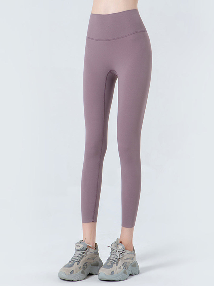 Sculpted crop leggings in lavender with a high waistband and subtle seam details.