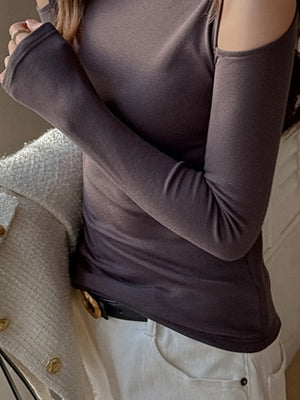 Mock Neck Cutout Shoulder Slim-Fit T-Shirt in Coffee with cutout