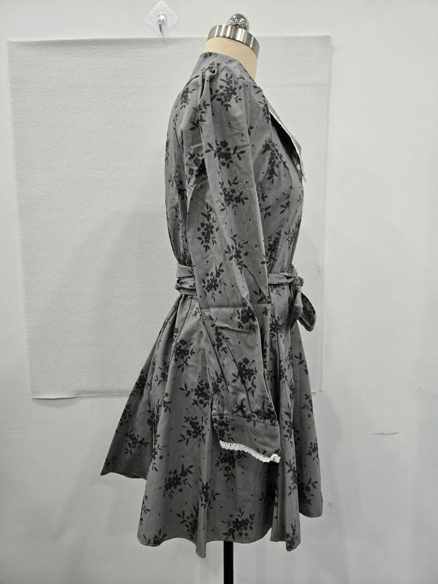 mini dress in light grey with ditsy floral and buttoned