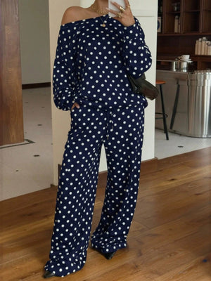 White pajama set with pullover, drawstring and polka dot