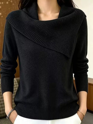 Pink pullover sweater with hip-length and pullover
