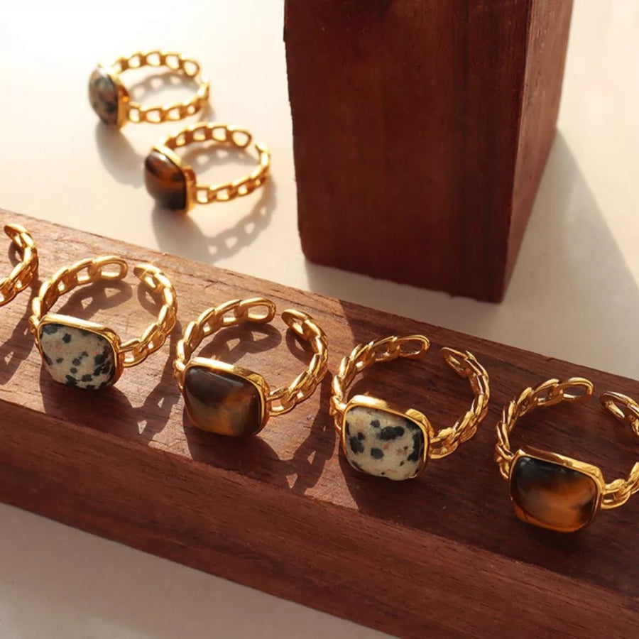 cream ring with gold-plated and n/a