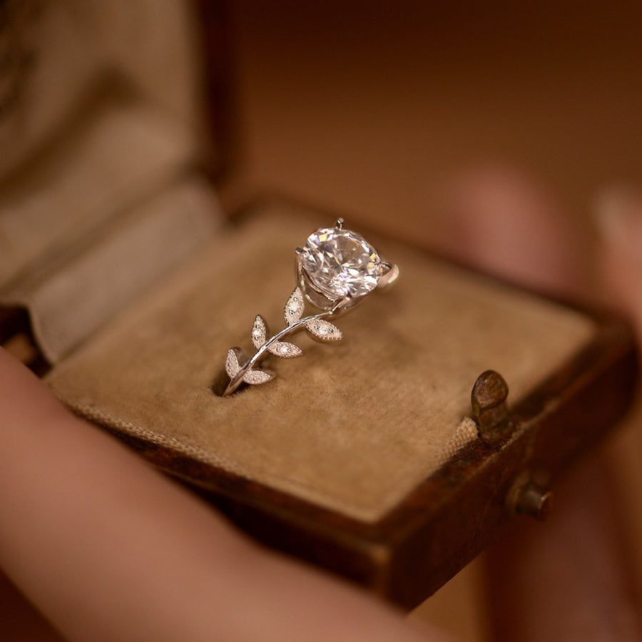 clear ring featuring moissanite stone and leaf