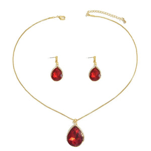 jewelry set in gold with gold-plated and princess-length