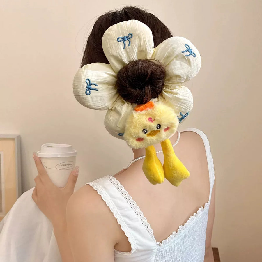 Printed Animal Shaped Hair Scrunchy in white with animal-shaped