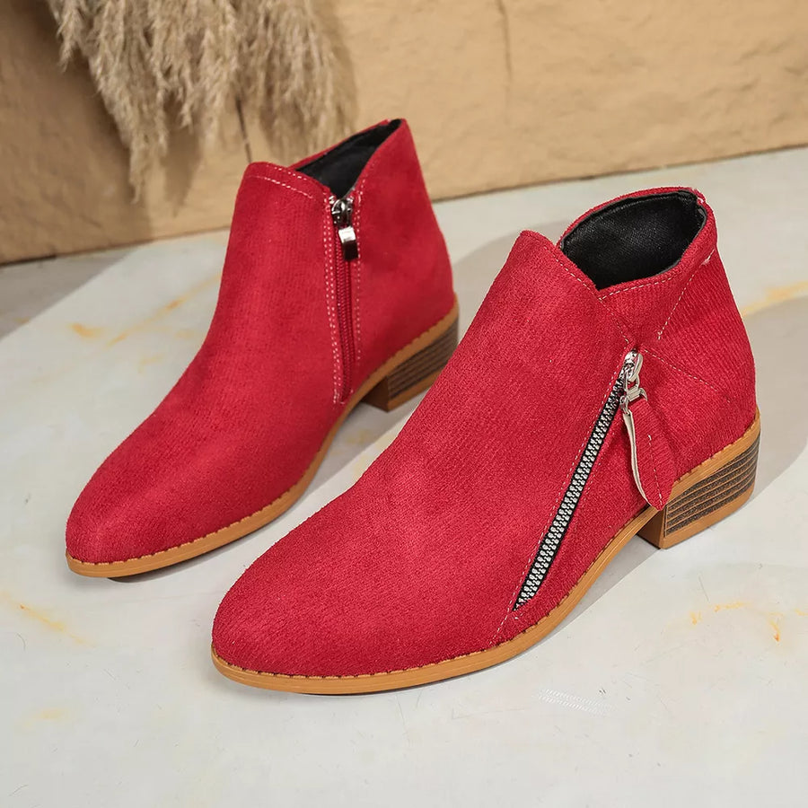boots in Dark Blue with point toe and ankle-length