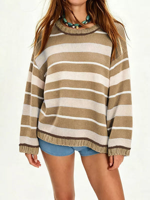 classic pullover sweater in Khaki with crew neck