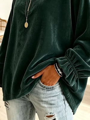 burgundy sweatshirt with zipper and long sleeve