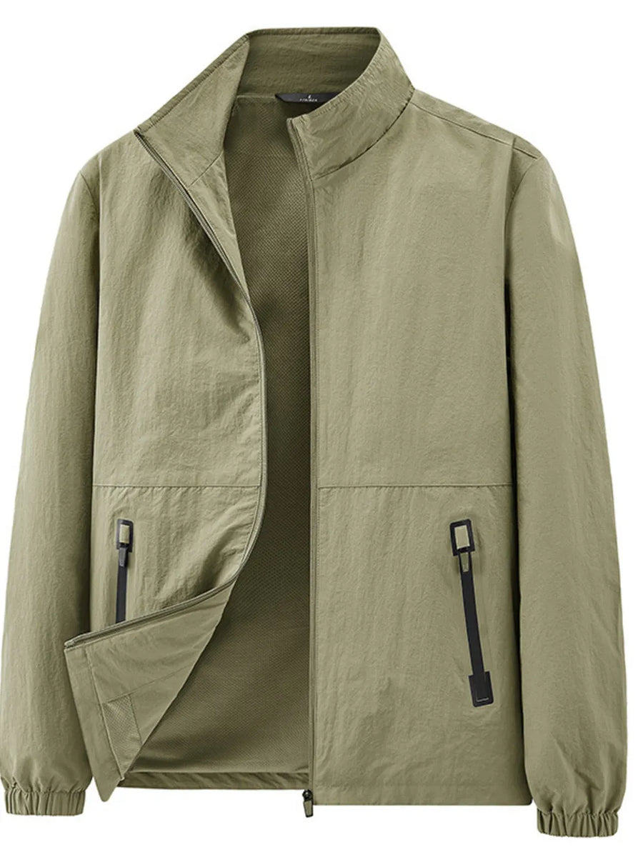 athleisure windbreaker in Sage with collared