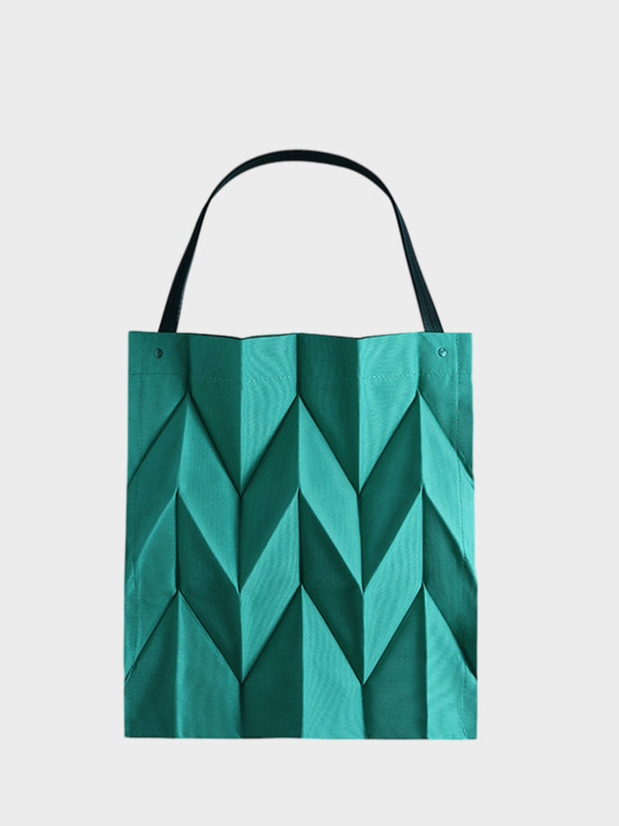 tote in White with geometric and pleated