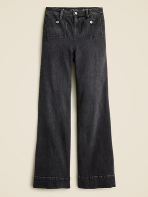 High-Waisted Jeans With Pockets in Dark Gray with pocketed