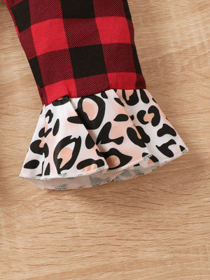 red regular pajama set with crew neck