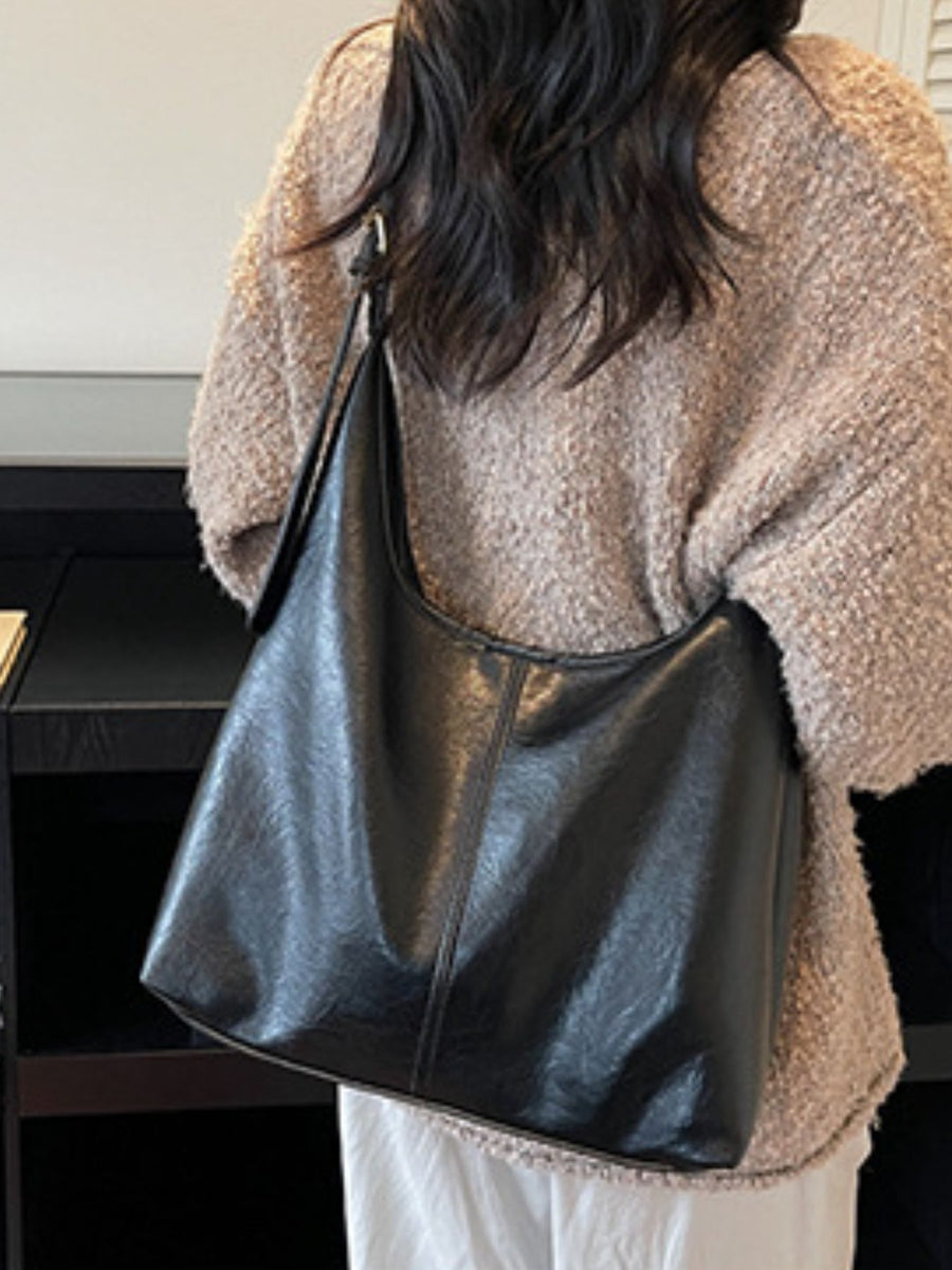 shoulder bag in black