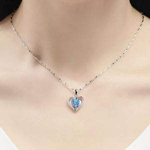 925 Sterling Silver Heart Pendant Necklace in Silver with heart pendant