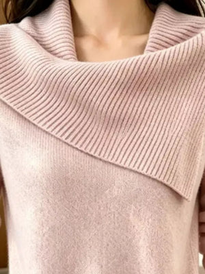 Green regular pullover sweater with collared