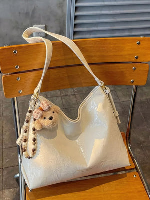 shoulder bag in ivory
