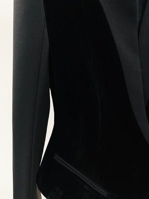 blazer in black with seam detail and hip-length