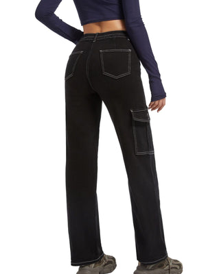High-Waisted Cargo Jeans in Black with buttoned