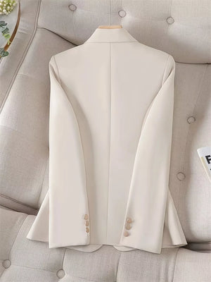 100% polyester Care instructions: Machine wash cold blazer in White with slim silhouette