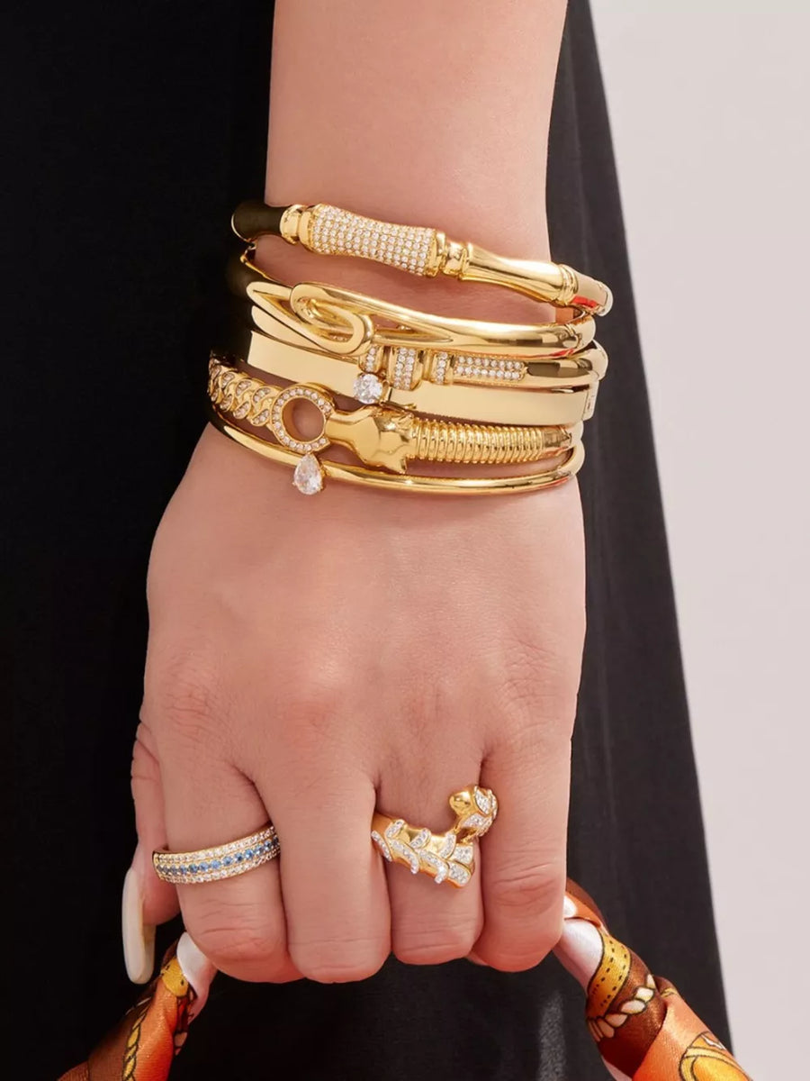 18k Gold-plated Zircon Bracelet in gold with zircon embellishment