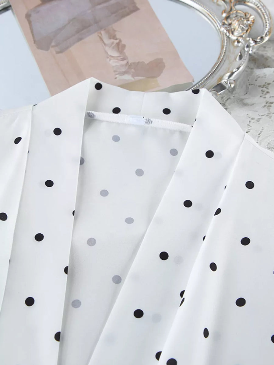 White relaxed pajama set with v-neck