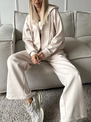 100% polyester Care instructions: Machine wash cold lounge set in Dark Gray with relaxed, wide-leg silhouette