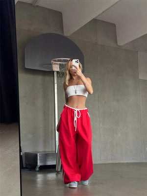 Yellow sweatpants with full-length and drawstring