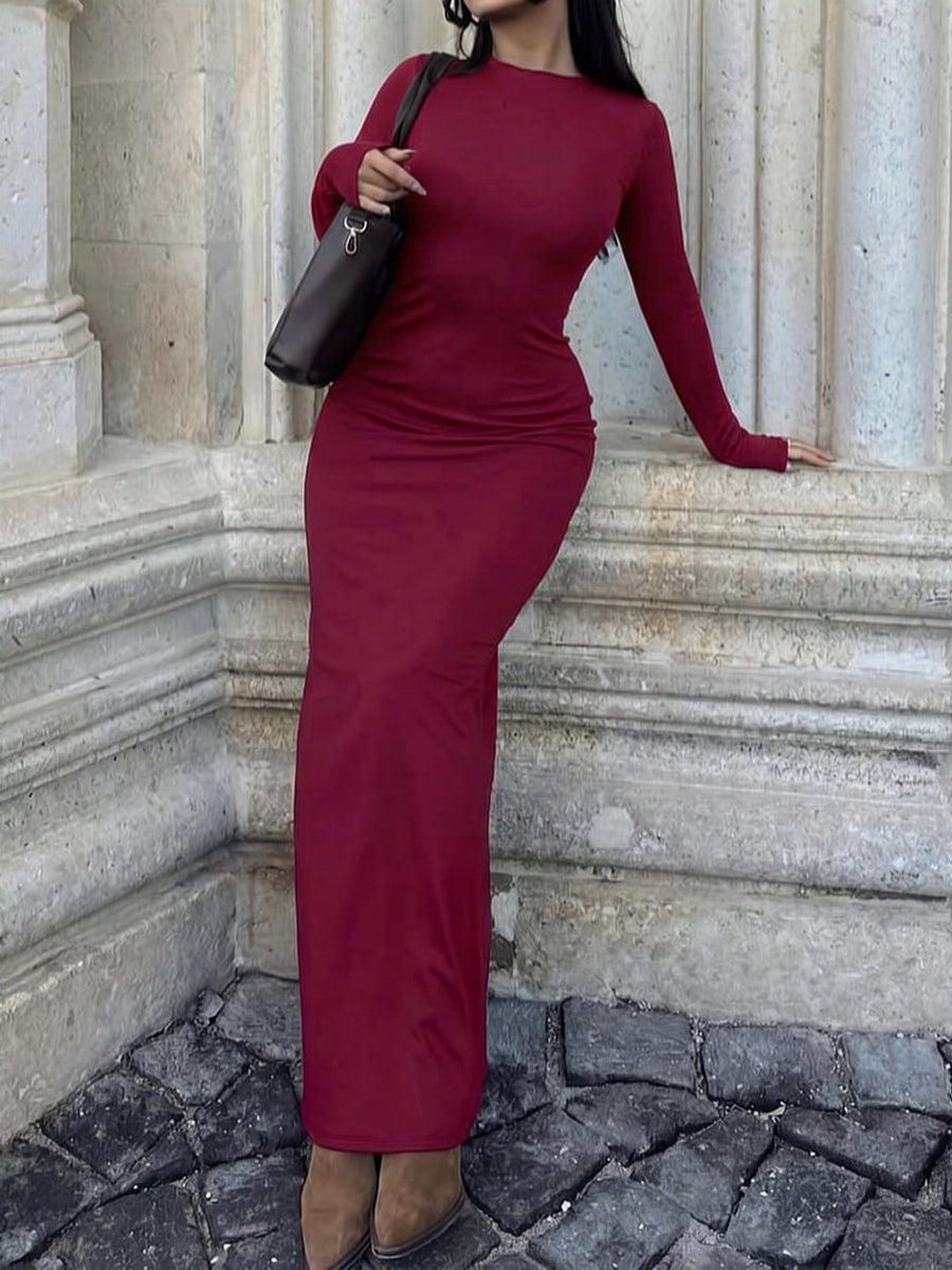 92% polyester, 8% elastane Care instructions: Machine wash cold maxi dress in Wine Red with fitted silhouette