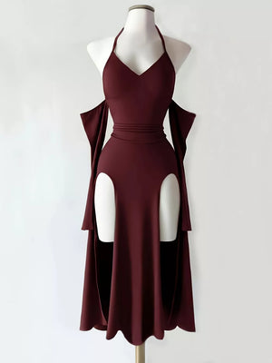 bodycon dress in burgundy featuring slit and fitted fit
