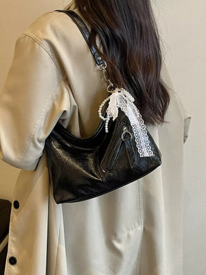 Pu Leather Shoulder Bag in Black