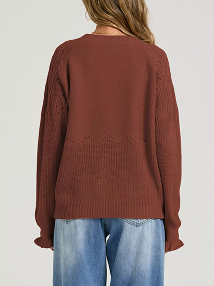 classic pullover sweater in Green with crew neck