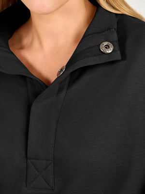 athleisure sweatshirt in black with collared